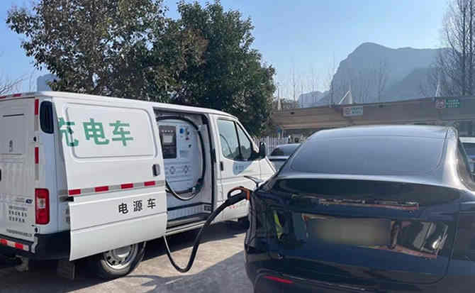 乌达区汽车搭电